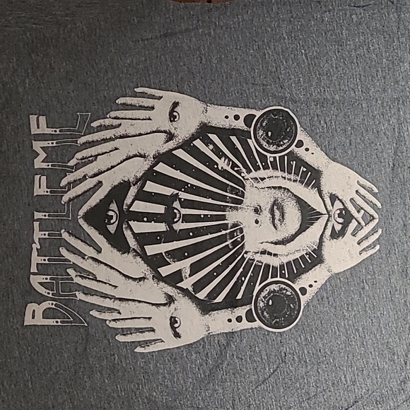 Graphic T- Shirt - Picture 2 of 6